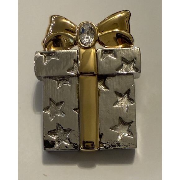 Silver & Gold-Tone Gift Box Brooch w/ Stars & Clear Crystal Bow ~ Holiday Pin - Picture 2 of 4